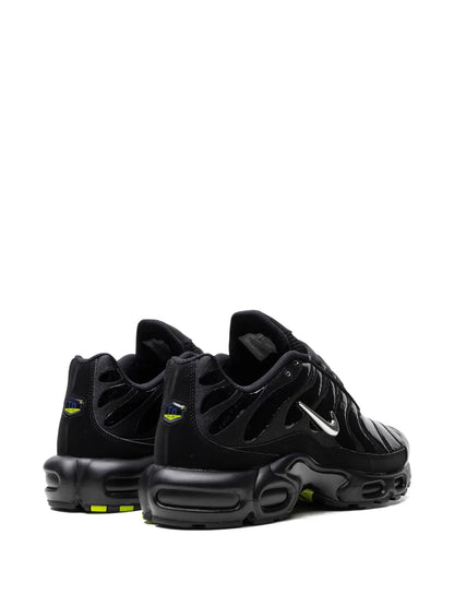 Nike baskets Air Max Plus 'Metallic Black'