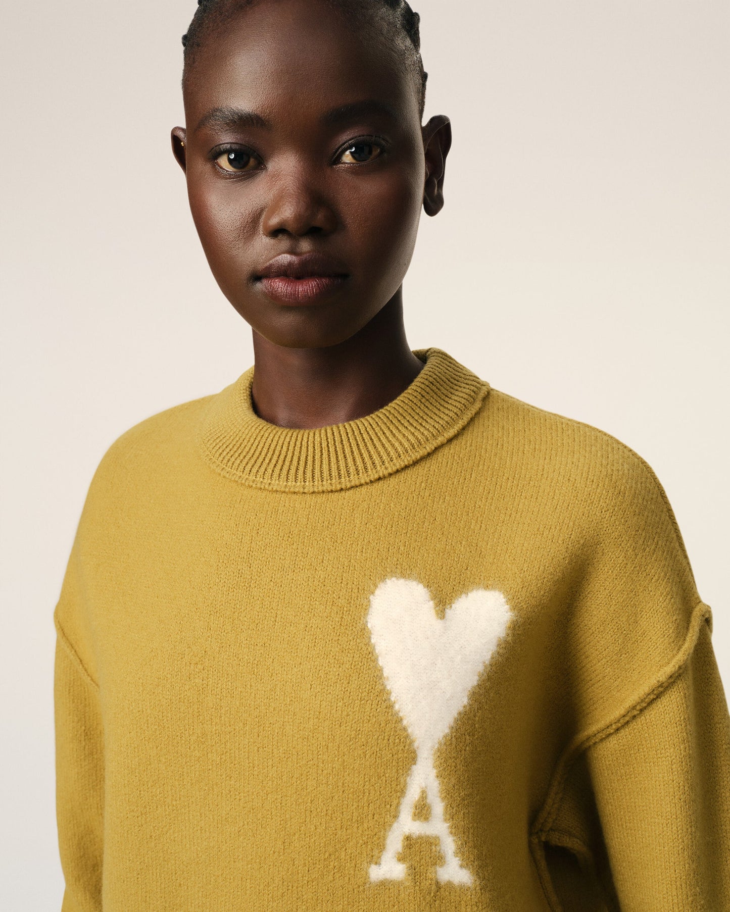 MUSTARD WOOL AMI DE COEUR SWEATER