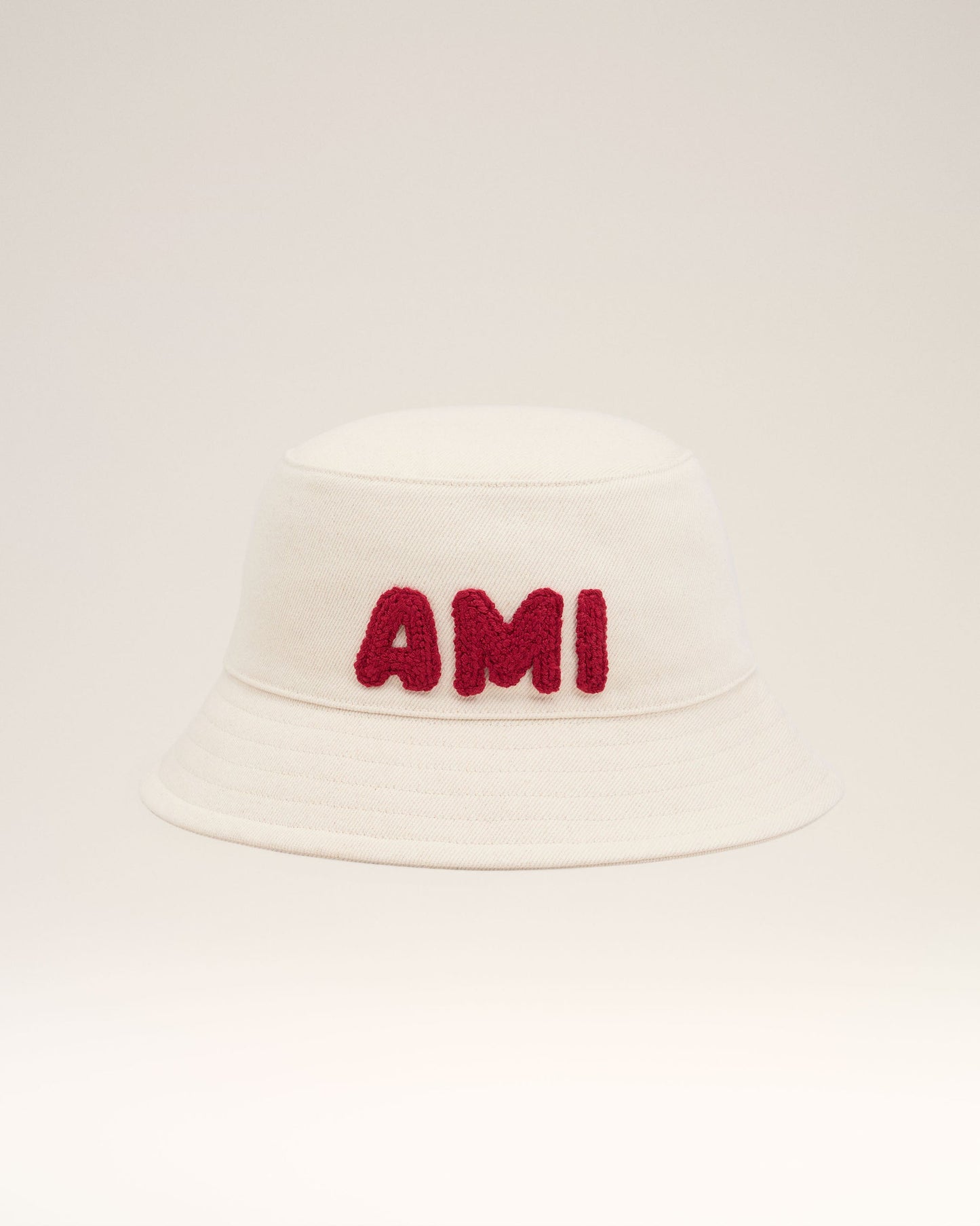 BEIGE COTTON AMI PARIS PATCH BUCKET HAT