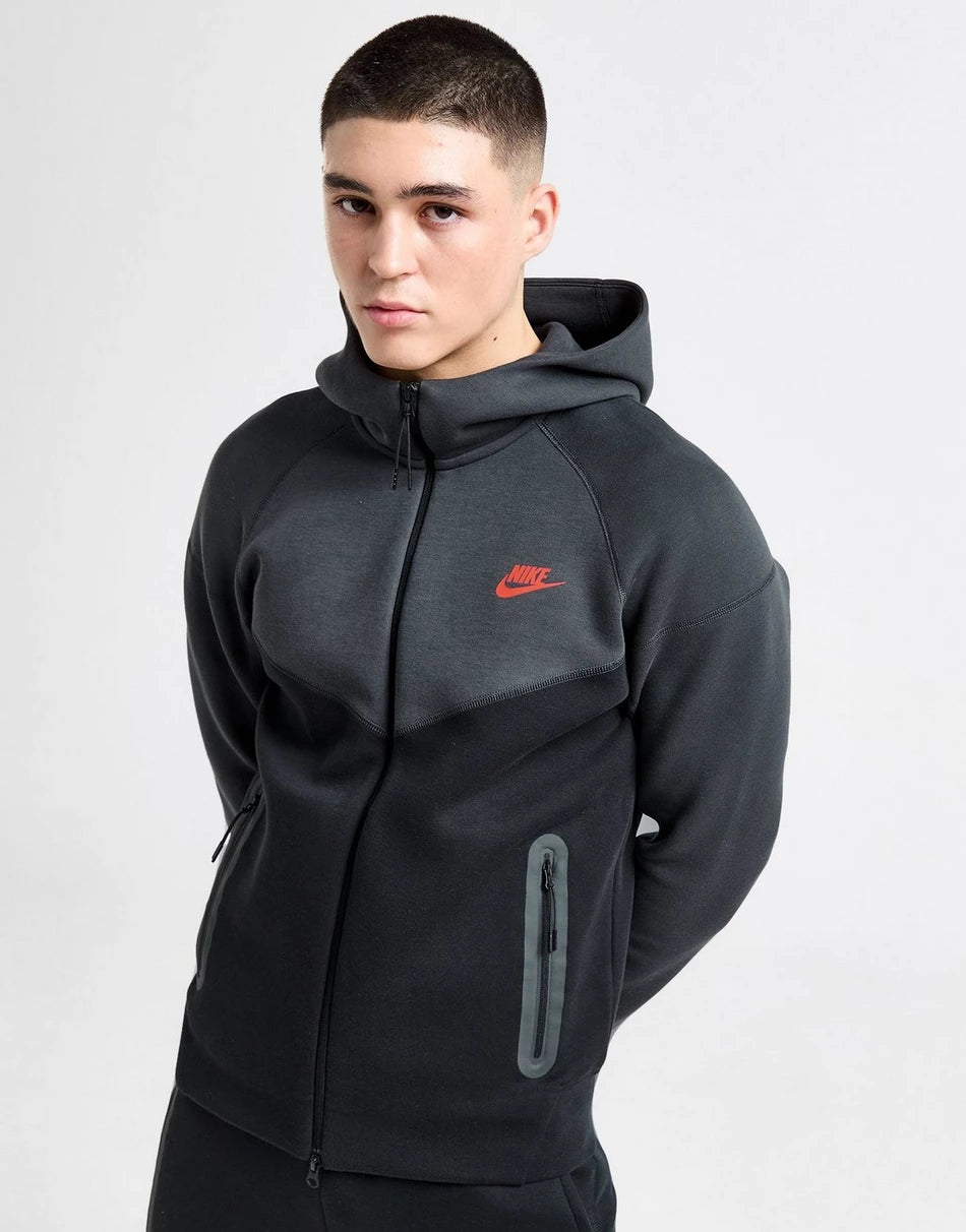 Nike Sweat à capuche Tech Fleece