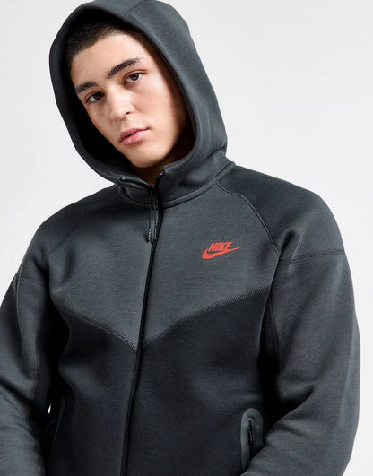 Nike Sweat à capuche Tech Fleece